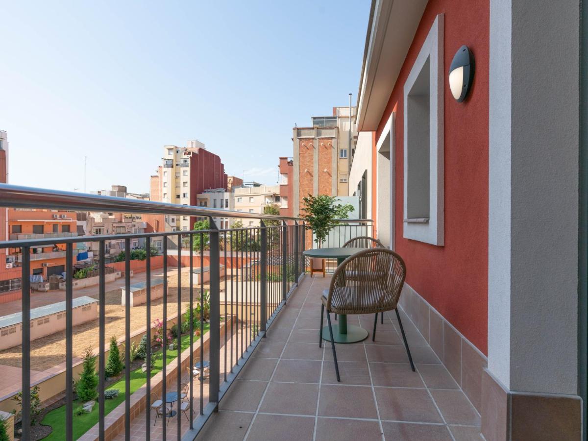 Limehome Barcelona Carrer De Besalu 90 - Estancia Temporal Exterior photo